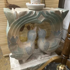 Houten bijzettafeltje